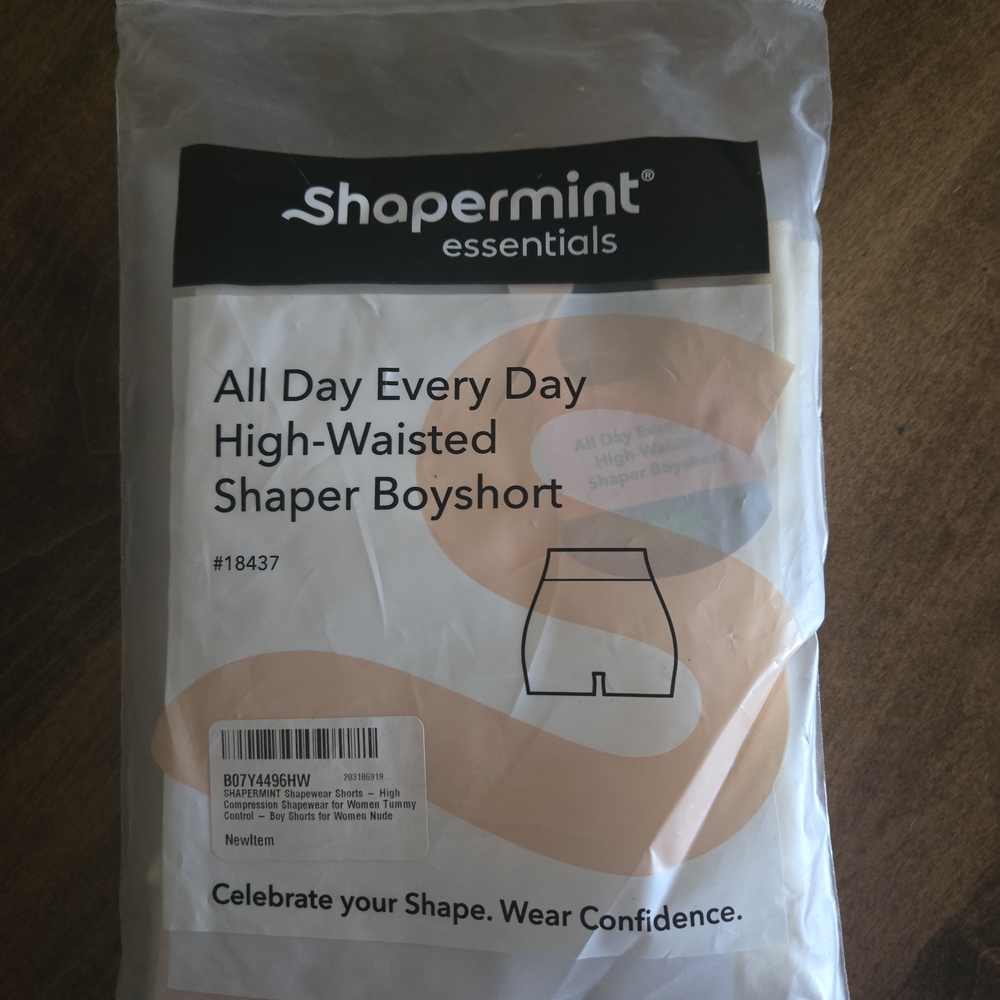 Shapermint Essentials All Day Every Day High-Waisted Shaper Boyshort - Nude